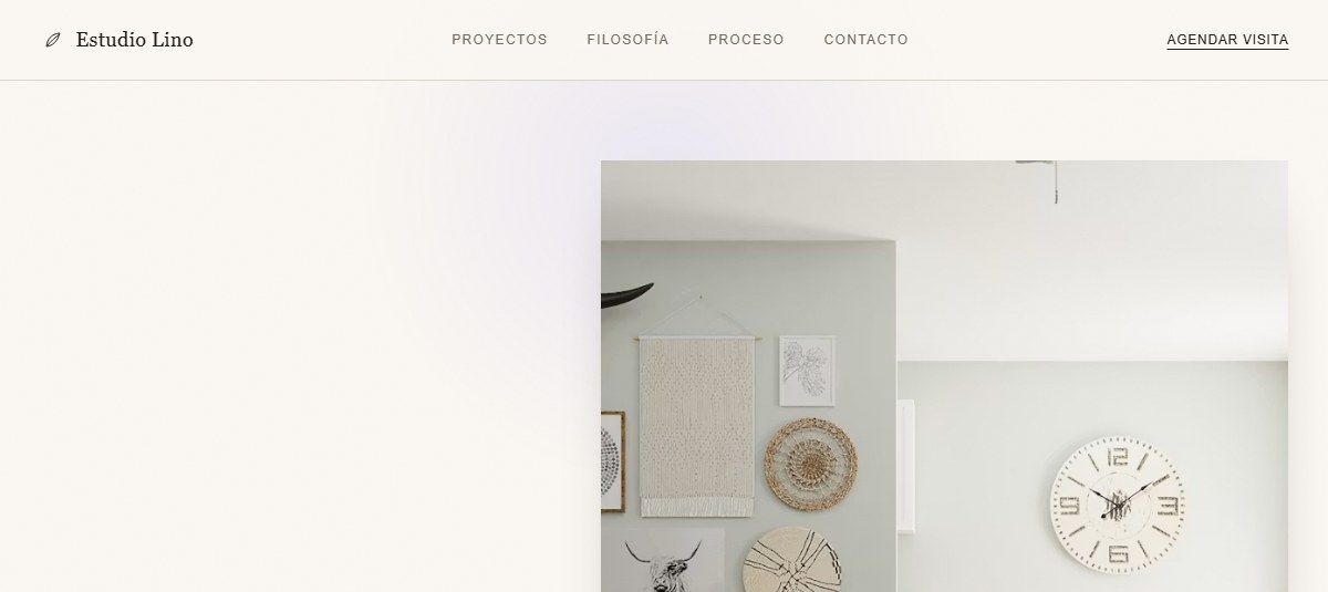 Captura del sitio de Un sitio editorial, con whitespace y tipografía serif, para un estudio de interiorismo que no quería verse como una plantilla más